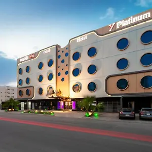 y-platinum-42317.medinahotel.net/